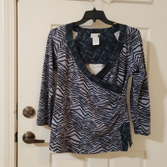 Soft Surroundings Size Petite Medium Navy and Gray Patterned Blouse - Picture 1 of 4